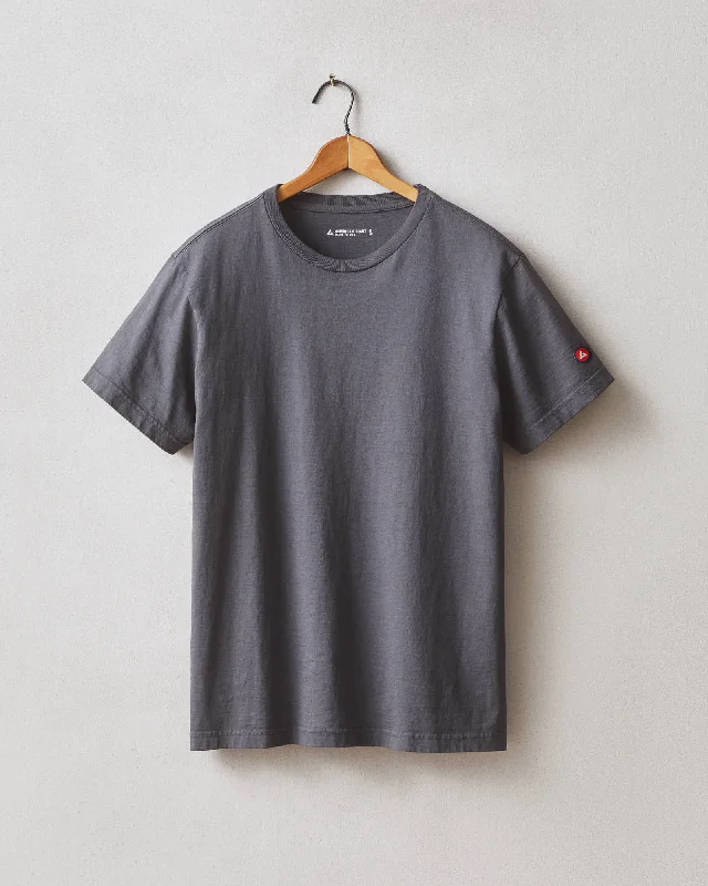 Men's Shirts with Zippered PocketsVintage Crew Tee - Washed Metropolitan Grey