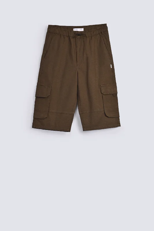 Men's Pants with Back PocketsRIPSTOP CARGO BERMUDA SHORTS