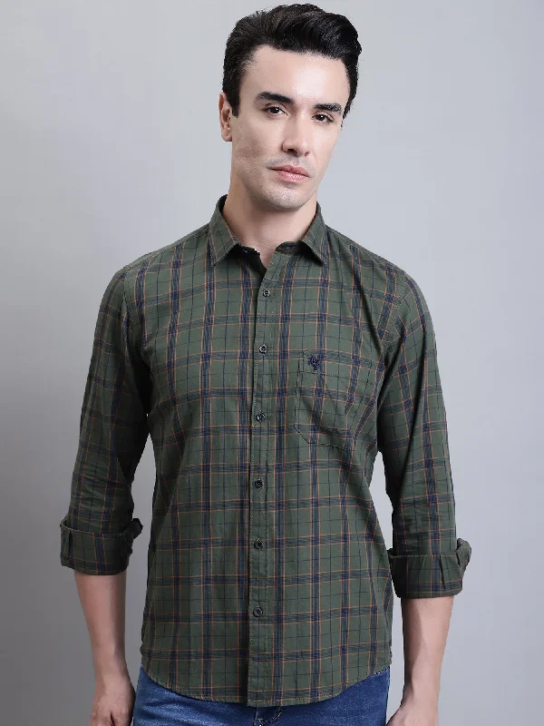 Versatile Men's Short-Sleeve ShirtsMen's Green Casual Medium Checks Full Sleeve Shirt