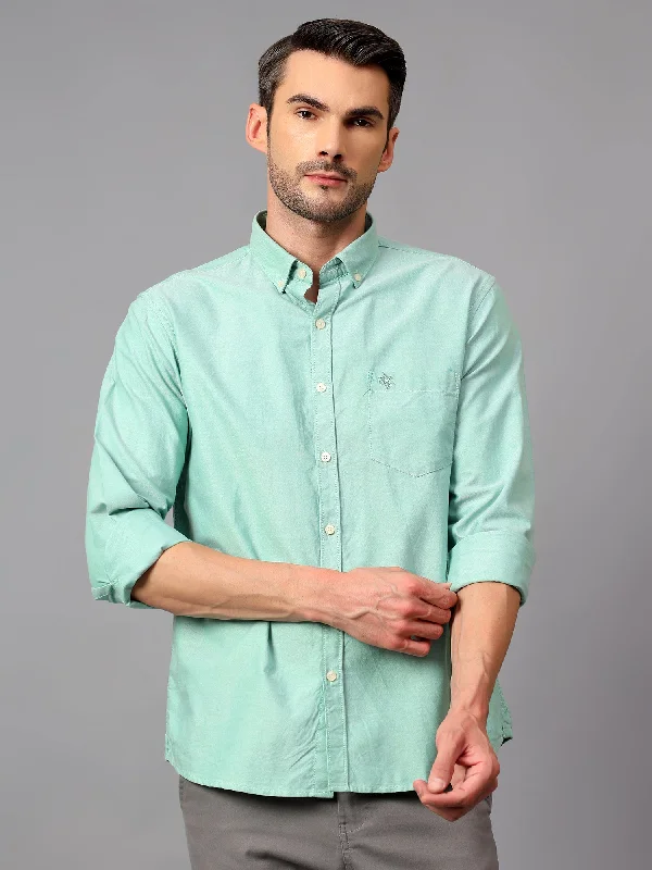 Men's Bold-Color Shirts for a Statement PieceMen's Green Casual Plain Full Sleeve Shirt