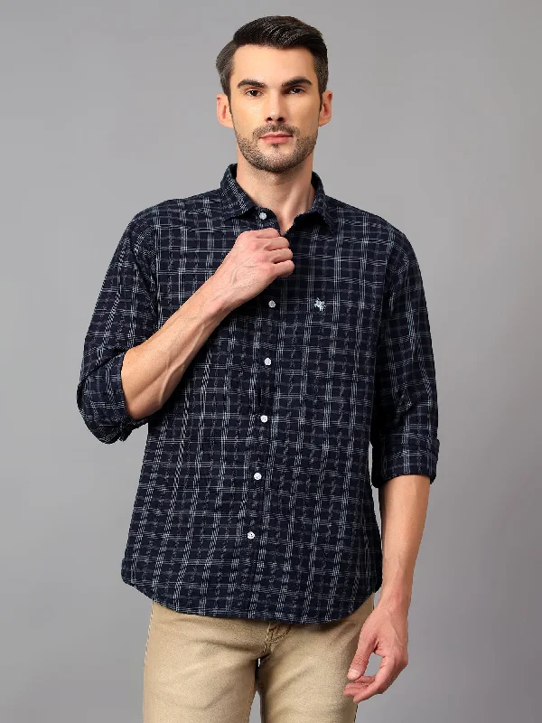 Casual Men's Button-Down ShirtsMen's Navy Blue Casual Medium Checks Full Sleeve Shirt