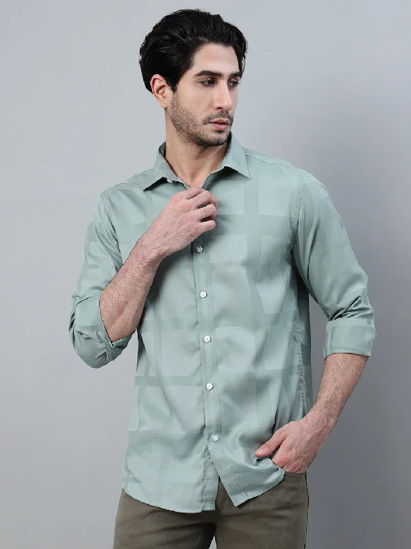 Men's Tab-Collar Shirts for a Crisp LookMen's Green Printed Full Sleeve Casual Shirt