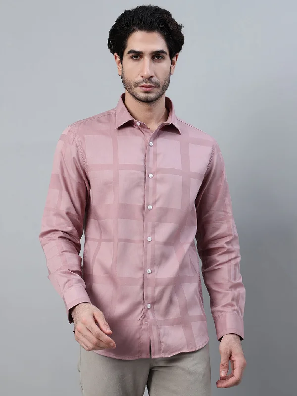 Men's Button-Down Collar Shirts for Staying PolishedMen's Purple Printed Full Sleeve Casual Shirt