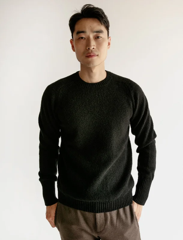 Men's Sweaters with Contrast TrimClassic Shetland Sweater with Maxi Cuffs Black