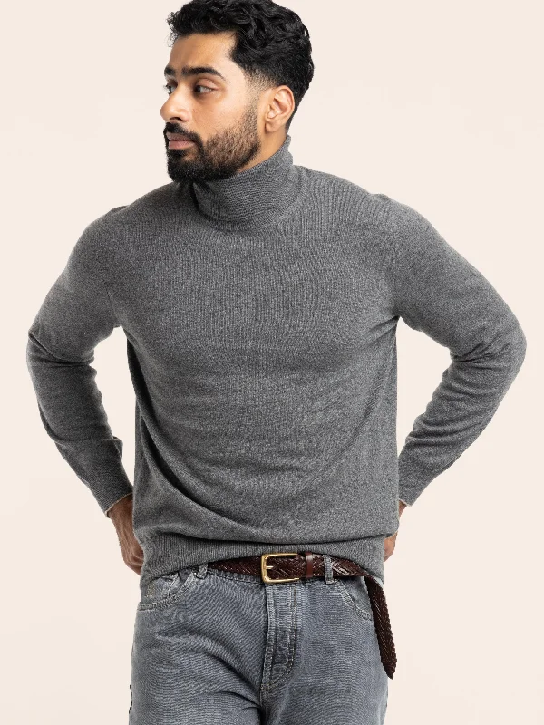 Men's Sweaters with Intarsia DesignsLight Grey Cashmere Rollneck Sweater