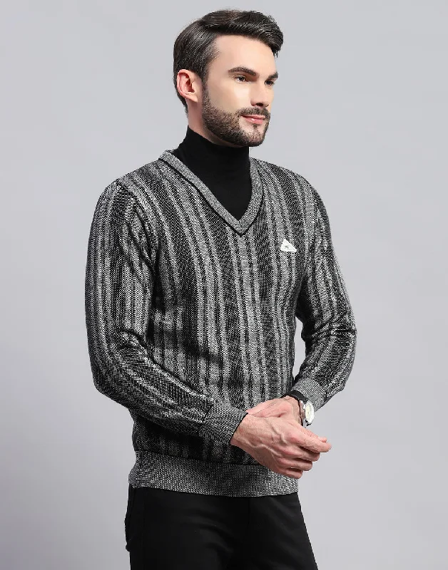 Men's Sweaters with Elastic CuffsMen Black Stripe V Neck Full Sleeve Pullover