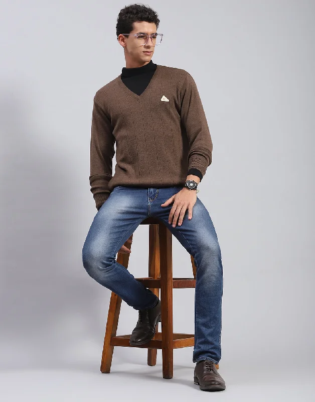 Men's Sweaters with Hoods and DrawstringsMen Brown Solid V Neck Full Sleeve Pullover