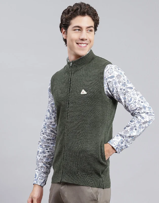 Men's Sweaters for AutumnMen Green Solid Stand Collar Sleeveless Sweater