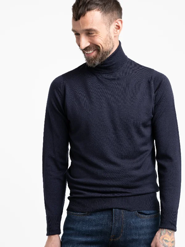 Cozy Men's Cable-Knit SweatersMidnight Richards Extra-Fine Merino Wool Sweater