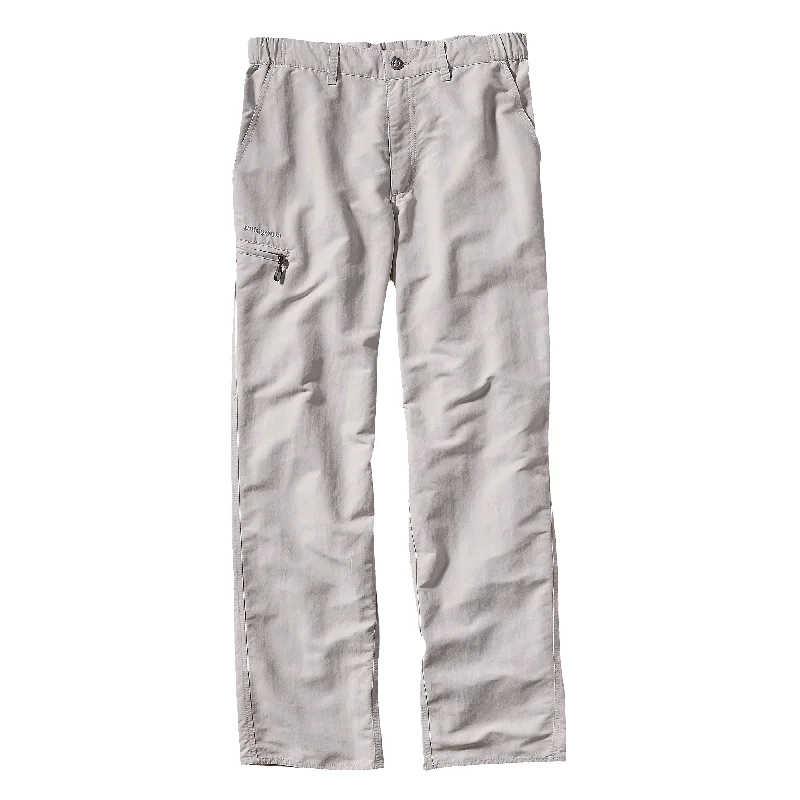 Men's Pants with Ripped and Distressed DetailsM's Guidewater Pants